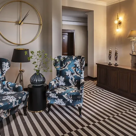 Отель Maxymilian Unique - Adults Only 3*