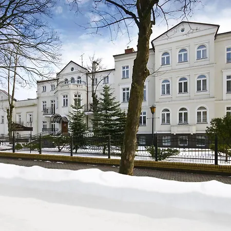 Maxymilian Unique - Adults Only Отель Колобжег